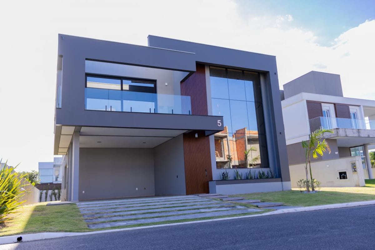 Casa NOVA no Condomínio Flamboyant | 4 Suítes | 355m² | 4 Vagas | Campeche - Florianópolis | Alto Padrão e 100% Automatizada